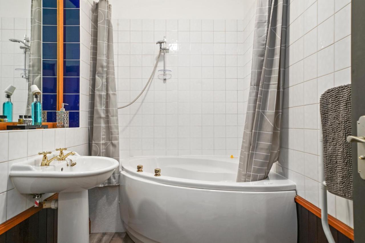 Maberly Lux - Grampian Lettings Ltd Apartment แอเบอร์ดีน ภายนอก รูปภาพ